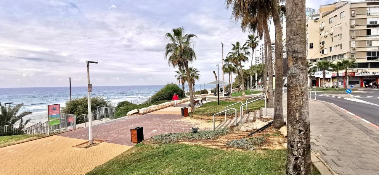 Large With Sea View Apartment