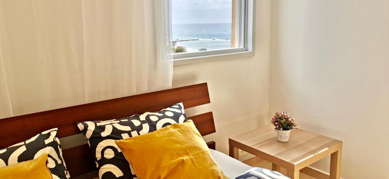 Apartment Large With Sea View
